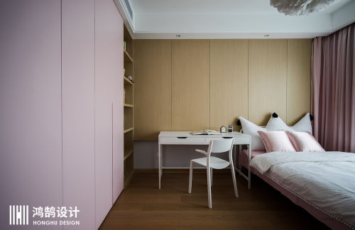 卧室木地板装修效果图温馨48平日式复式儿童房布置图