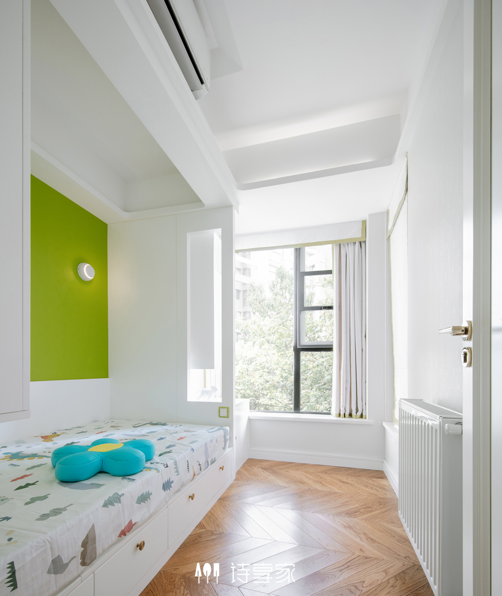 卧室床装修效果图现代风打通两套三居室儿童房榻榻现代简约卧室设计图片赏析