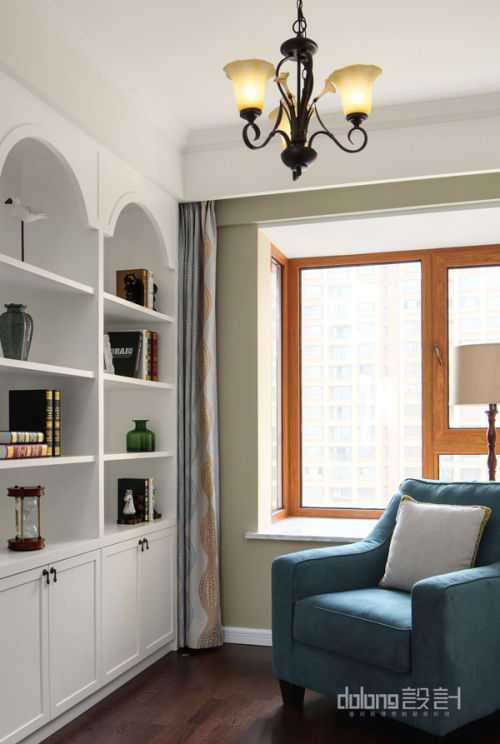 客厅窗帘装修效果图温馨90平美式四居卧室效果图欣