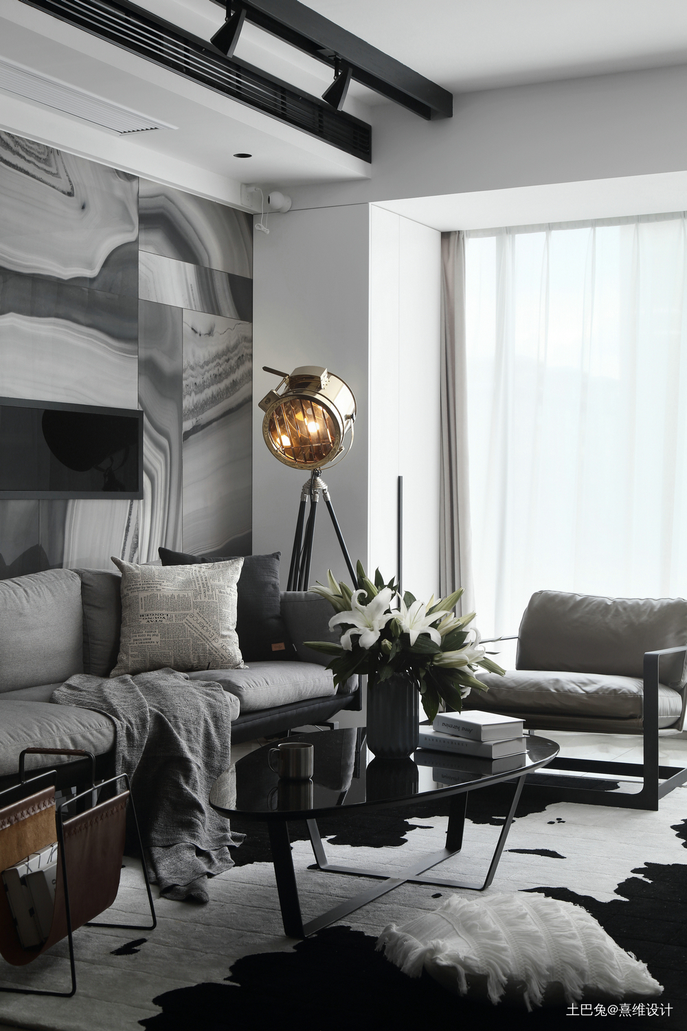 《流光亦彩》材质肌理下的时髦感空间现代简约客厅设计图片赏析