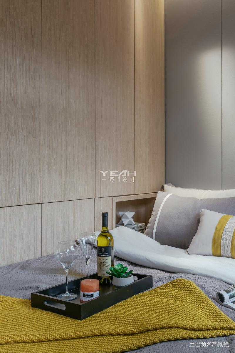 温暖的现代风格小户型卧室设计现代简约客厅设计图片赏析