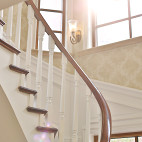 好看的美式风格别墅楼梯设计