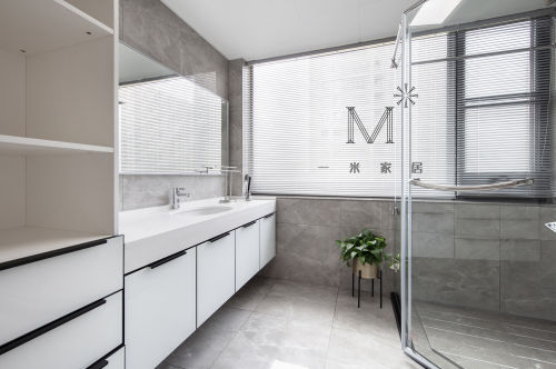 155m²现代风格卫浴设计图卫生间橱柜现代简约卫生间设计图片赏析