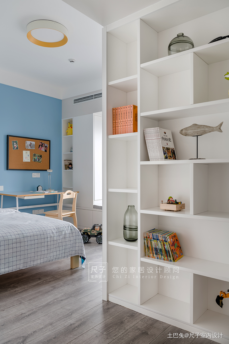 现代四居儿童房储物柜设计现代简约卧室设计图片赏析