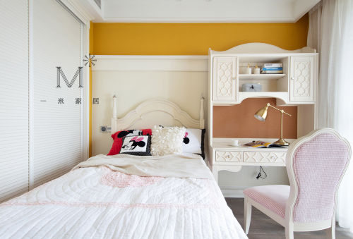 卧室装修效果图悠雅72平美式复式儿童房效果图