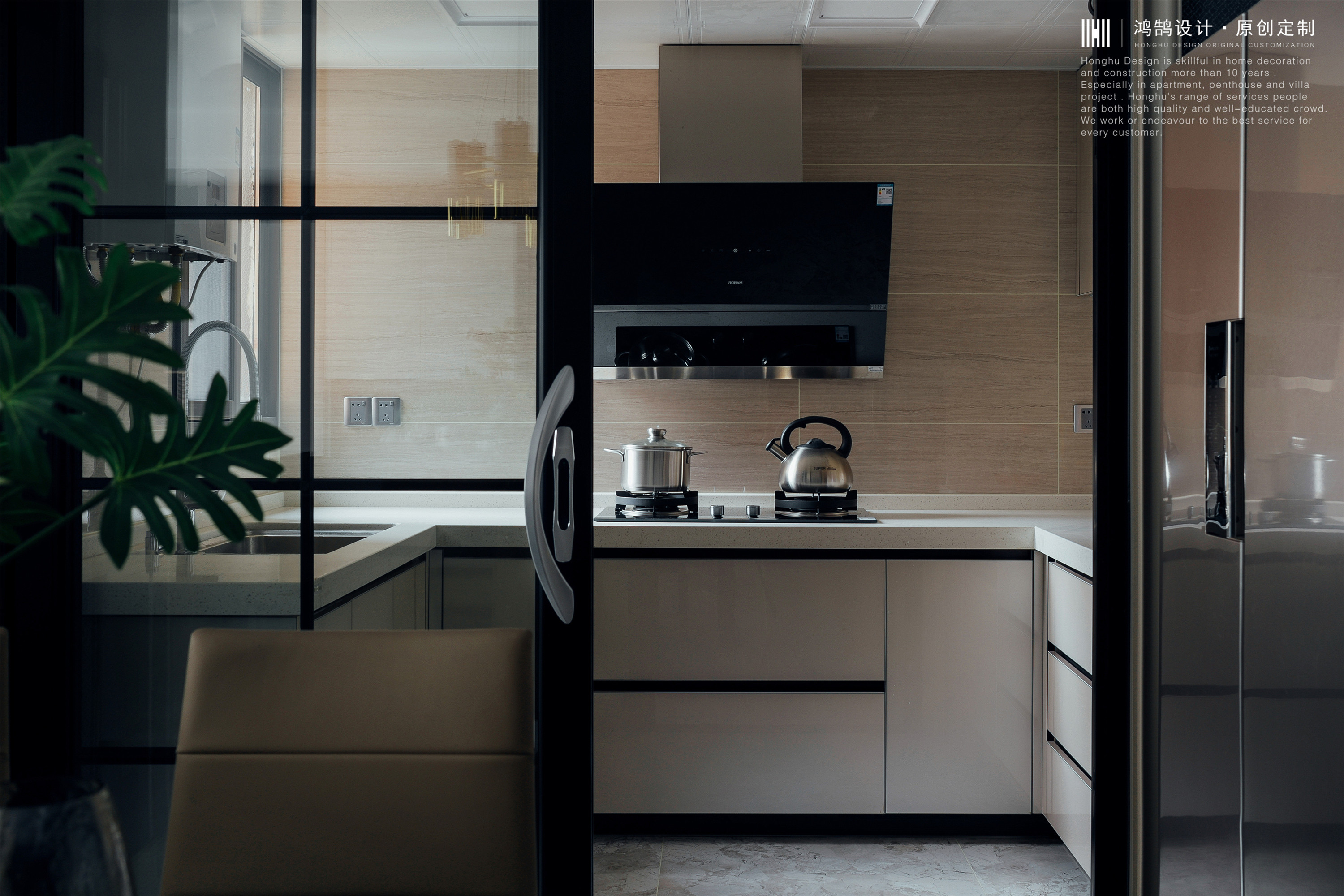 餐厅橱柜装修效果图优雅76平现代三居厨房装修案例现代简约厨房设计图片赏析