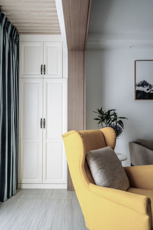 客厅沙发装修效果图温馨91平北欧三居客厅案例图