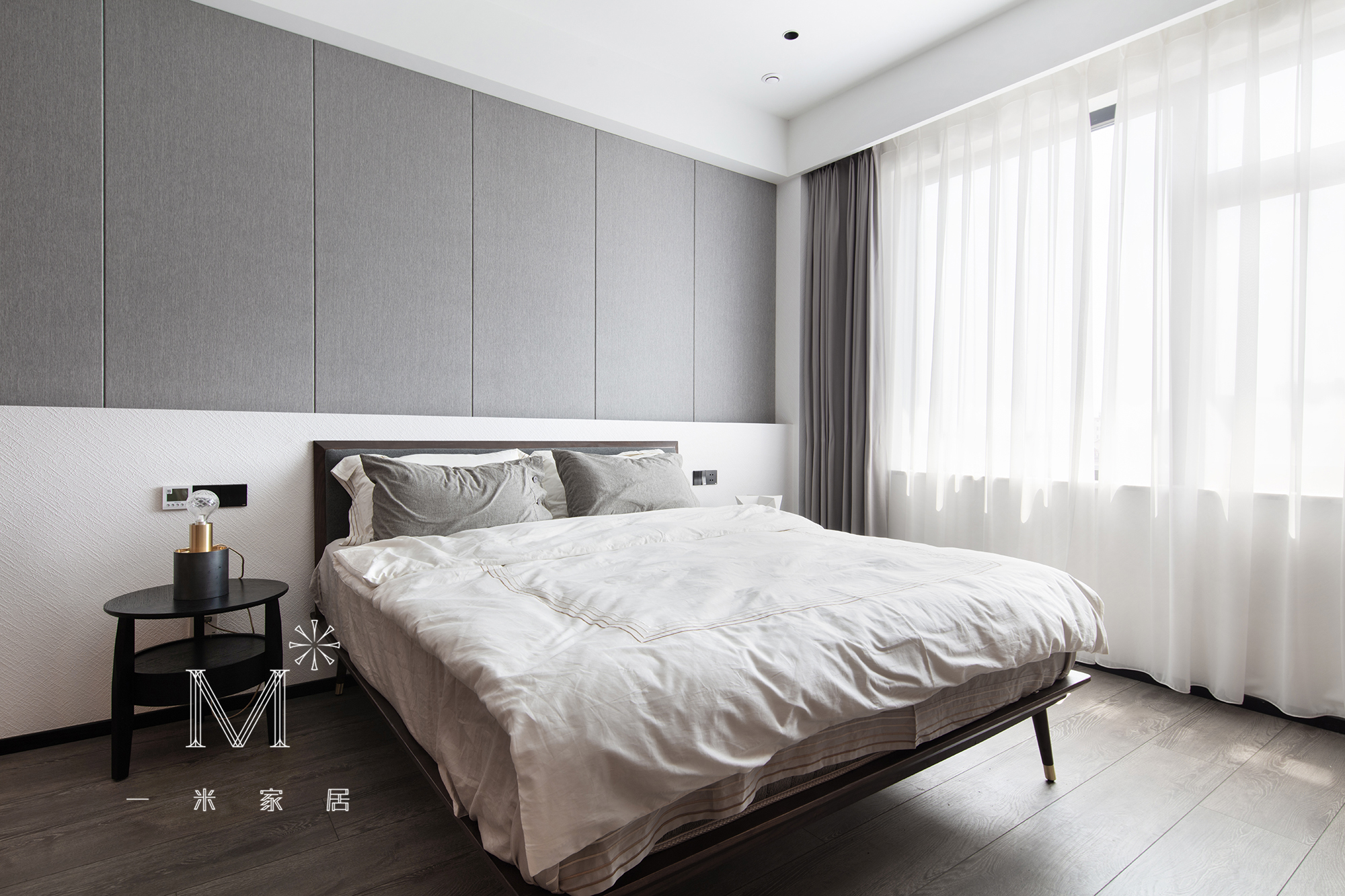 卧室床装修效果图140m²现代卧室设计图现代简约卧室设计图片赏析