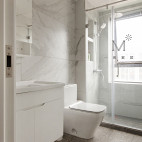 130m² 现代卫浴设计图片