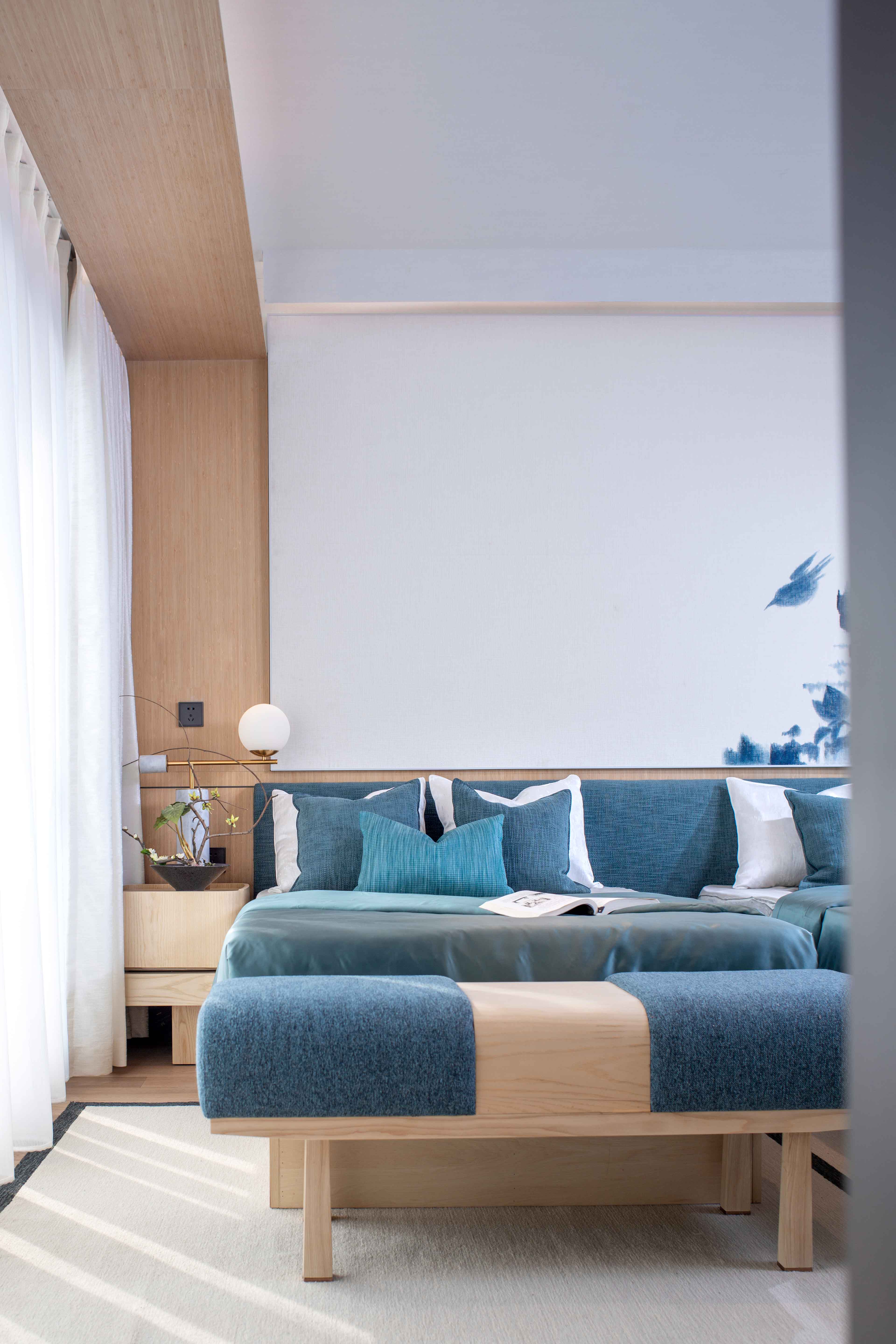 卧室木地板3装修效果图大气724平现代别墅卧室设计案现代简约卧室设计图片赏析