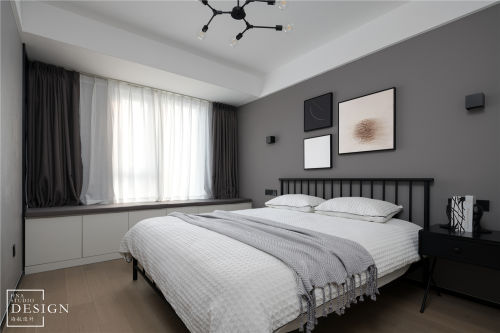 现代简约110㎡三居卧室装饰设计图