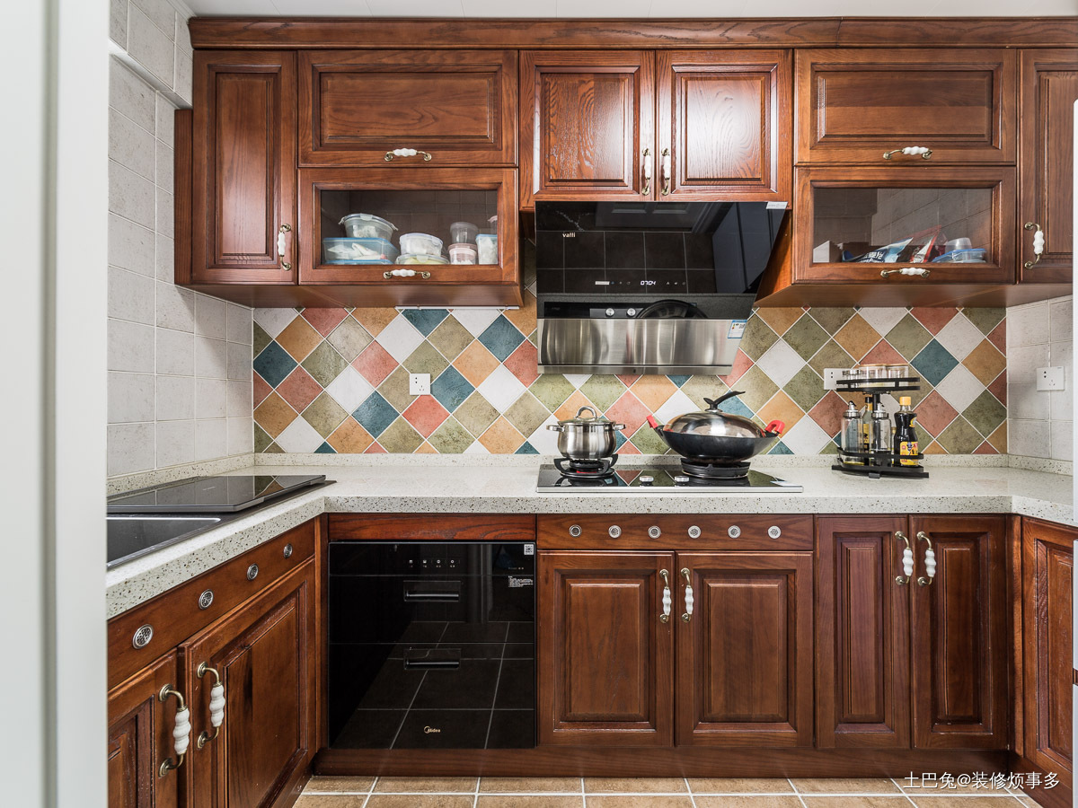 优雅95平美式四居厨房实景图片美式厨房设计图片赏析