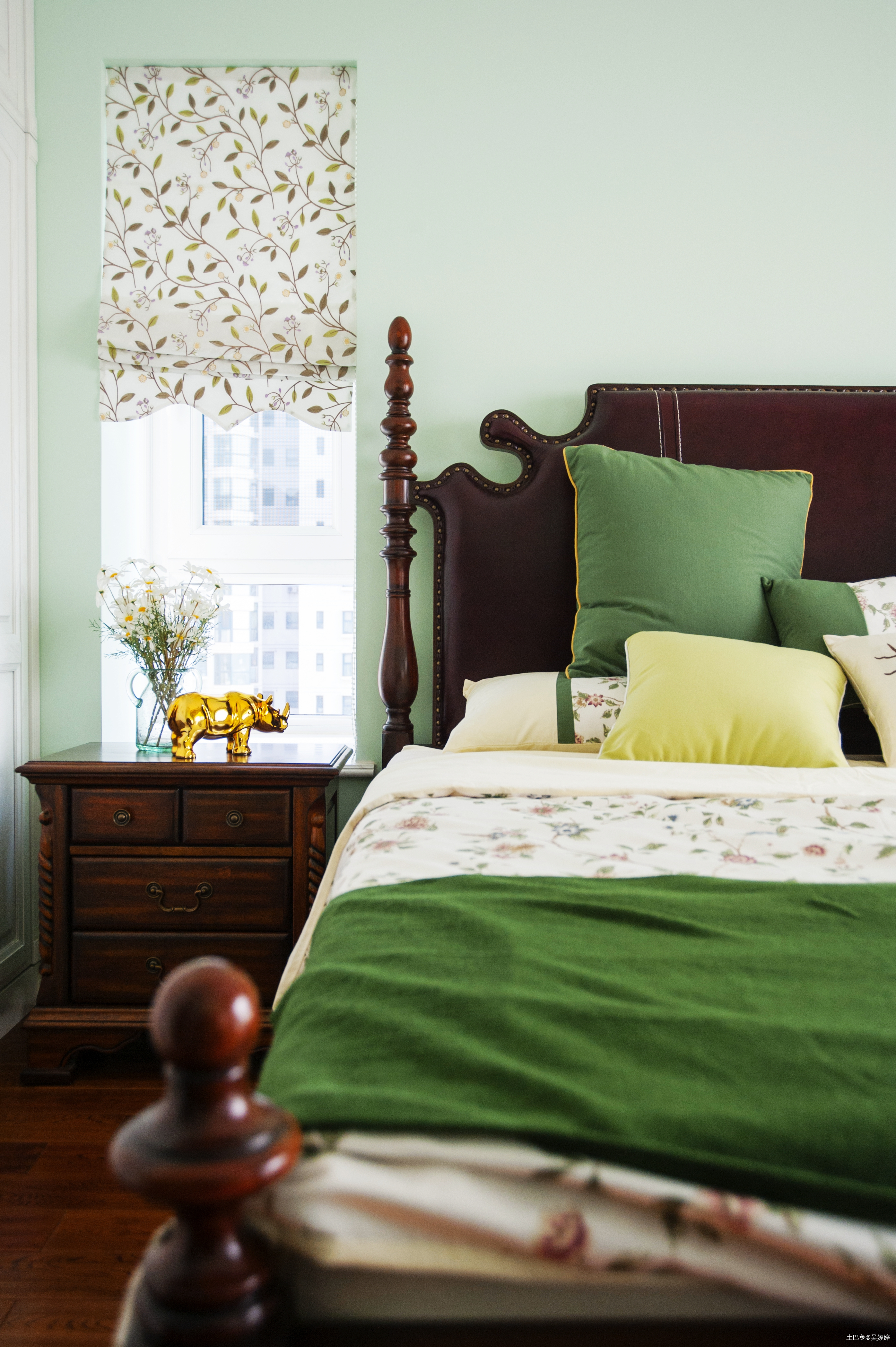 精美70平美式三居卧室装修效果图美式卧室设计图片赏析