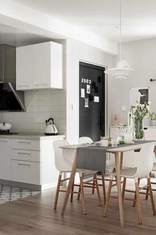 厨房木地板装修效果图轻奢24平北欧小户型餐厅设计案