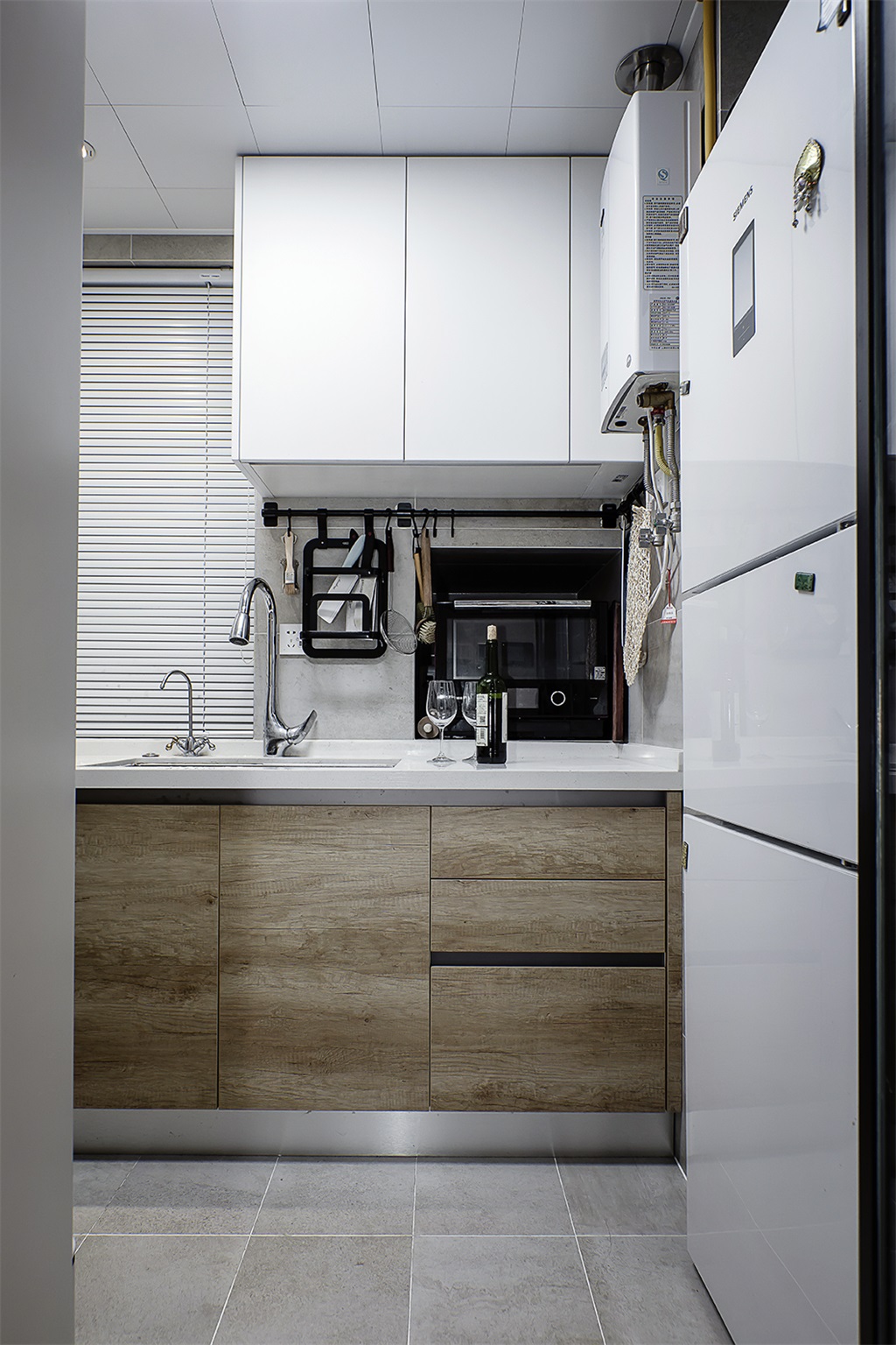餐厅橱柜1装修效果图精致116平简约三居厨房实景图现代简约厨房设计图片赏析