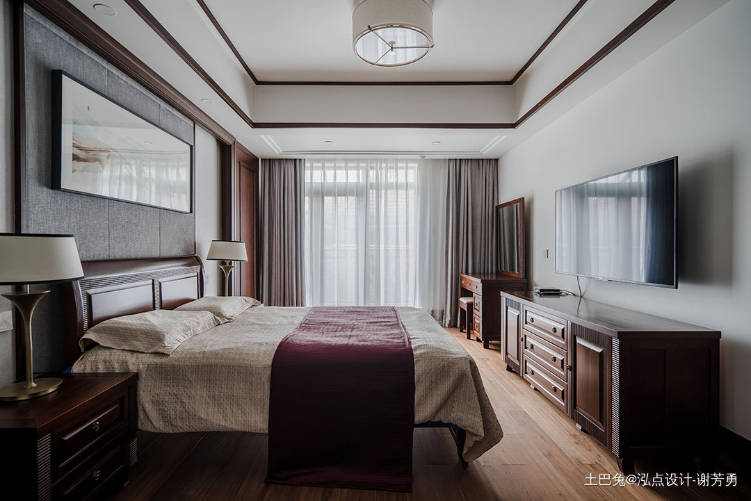 明亮673平中式别墅卧室装修装饰图卧室窗帘中式现代卧室设计图片赏析