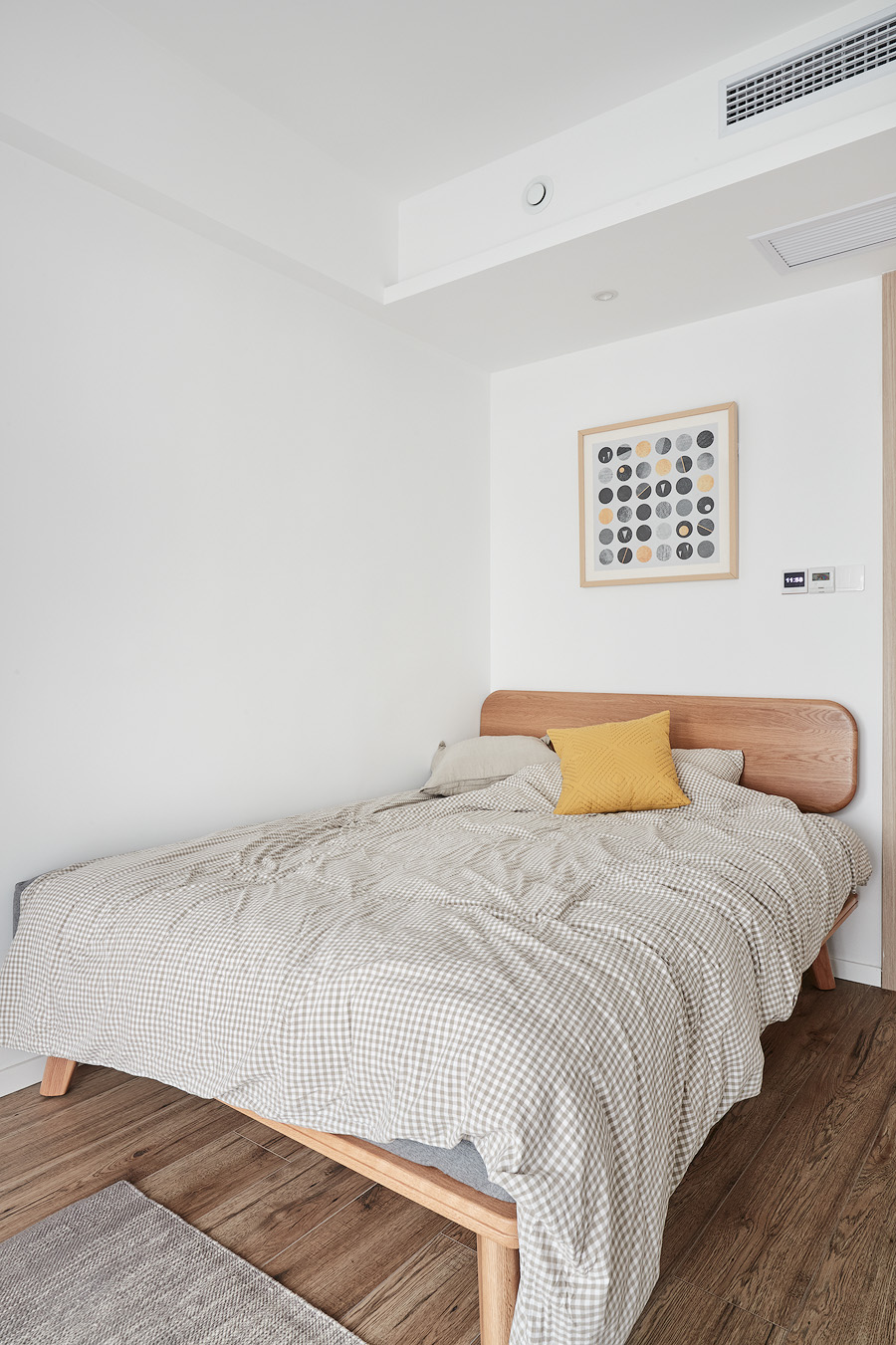 卧室木地板装修效果图优雅104平北欧三居卧室设计图北欧极简卧室设计图片赏析