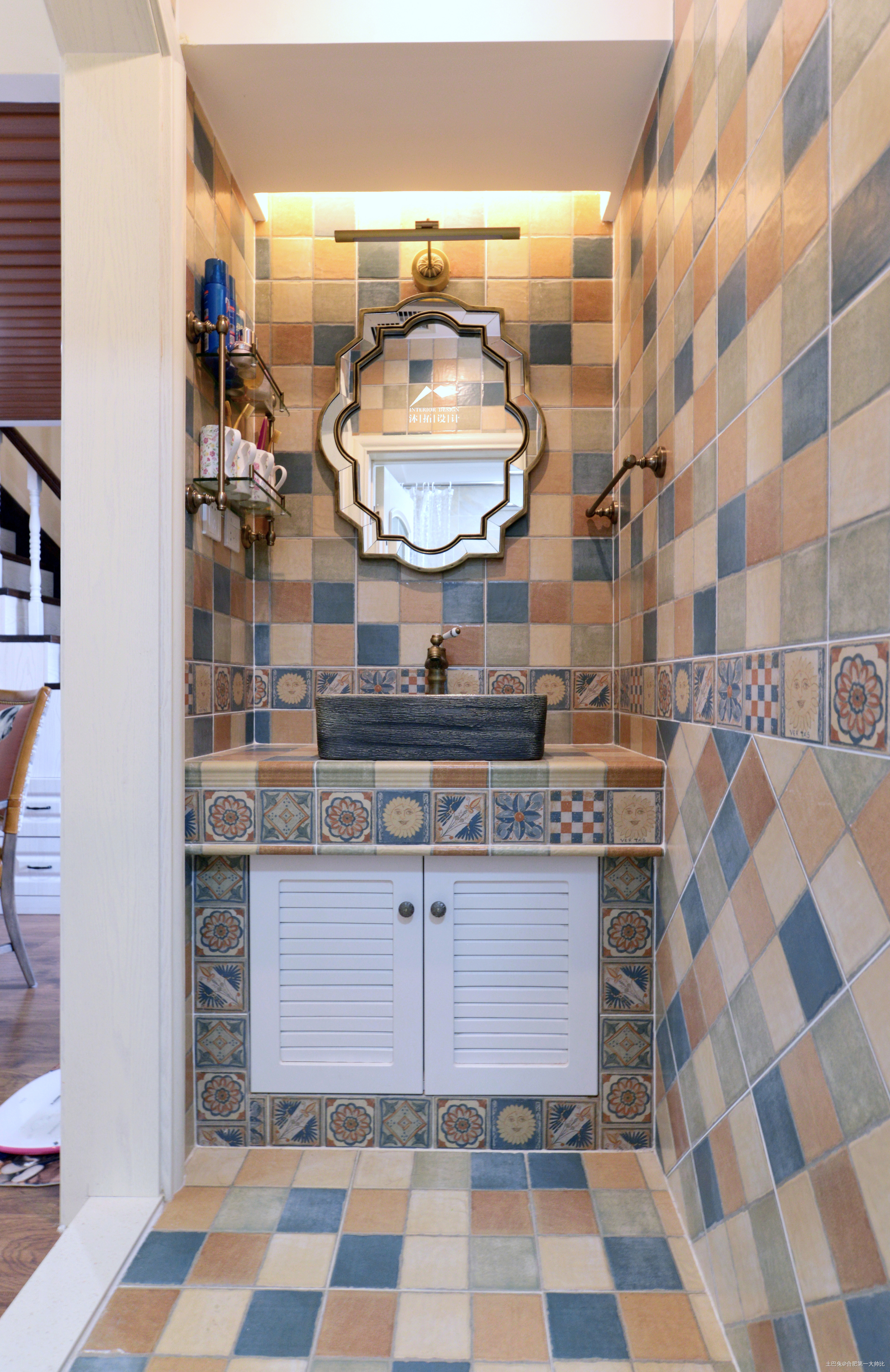 十二克拉美式别墅卫浴洗手台图美式卫生间设计图片赏析