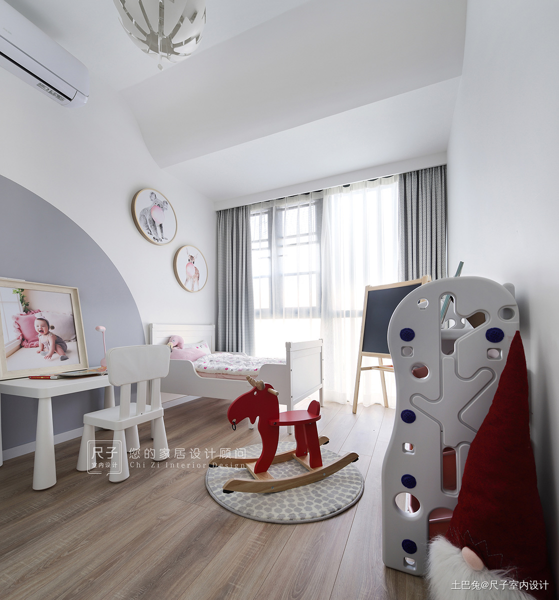 “圣诞味”的家现代儿童房设计现代简约卧室设计图片赏析