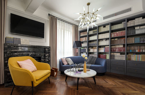 悠雅180平美式复式客厅案例图客厅窗帘151-200m²复式美式经典家装装修案例效果图