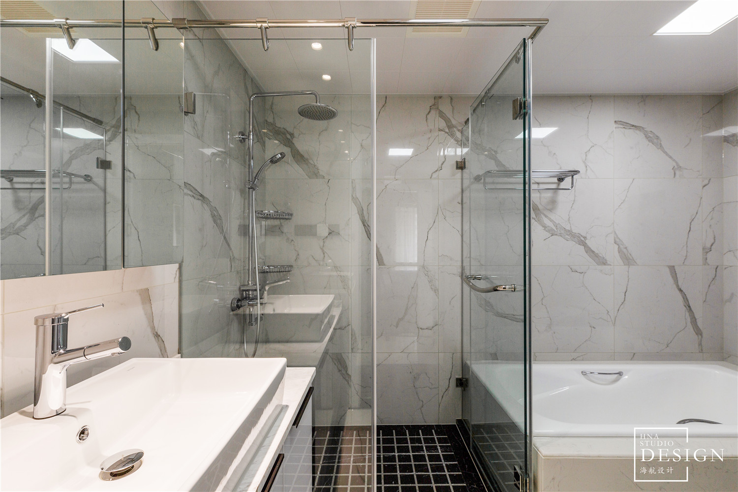 卫生间马桶2装修效果图现代婚房卫浴设计图现代简约卫生间设计图片赏析
