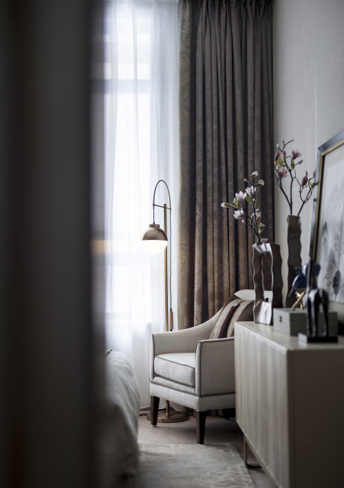 悠雅290平中式别墅卧室设计效果图客厅窗帘中式现代客厅设计图片赏析