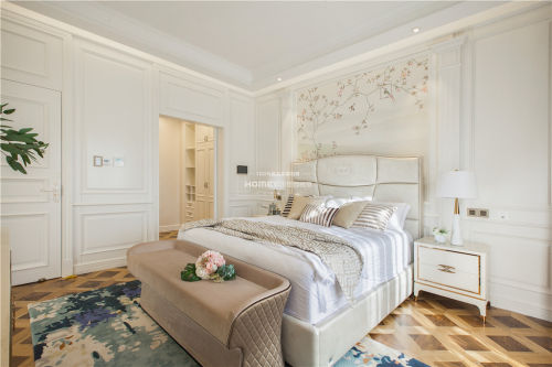 卧室床3装修效果图欧式私宅，柔美展现家居的奢华与