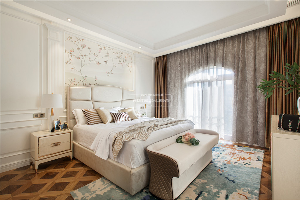 卧室窗帘1装修效果图欧式私宅，柔美展现家居的奢华与北欧风卧室设计图片赏析