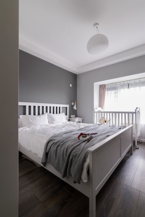 卧室床装修效果图居逸北欧风卧室实景图片