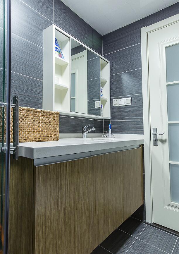 卫生间洗漱台2装修效果图平日式二居卫生间设计效果图日式卫生间设计图片赏析