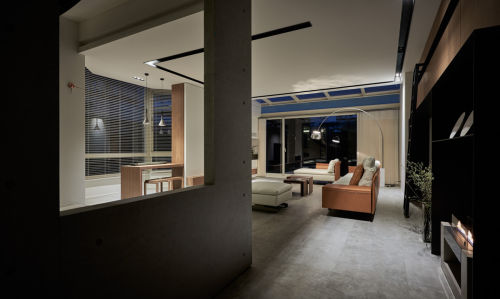 客厅窗帘3装修效果图优雅54平现代复式客厅实景图