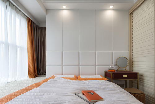 卧室床2装修效果图大气87平现代三居卧室布置图