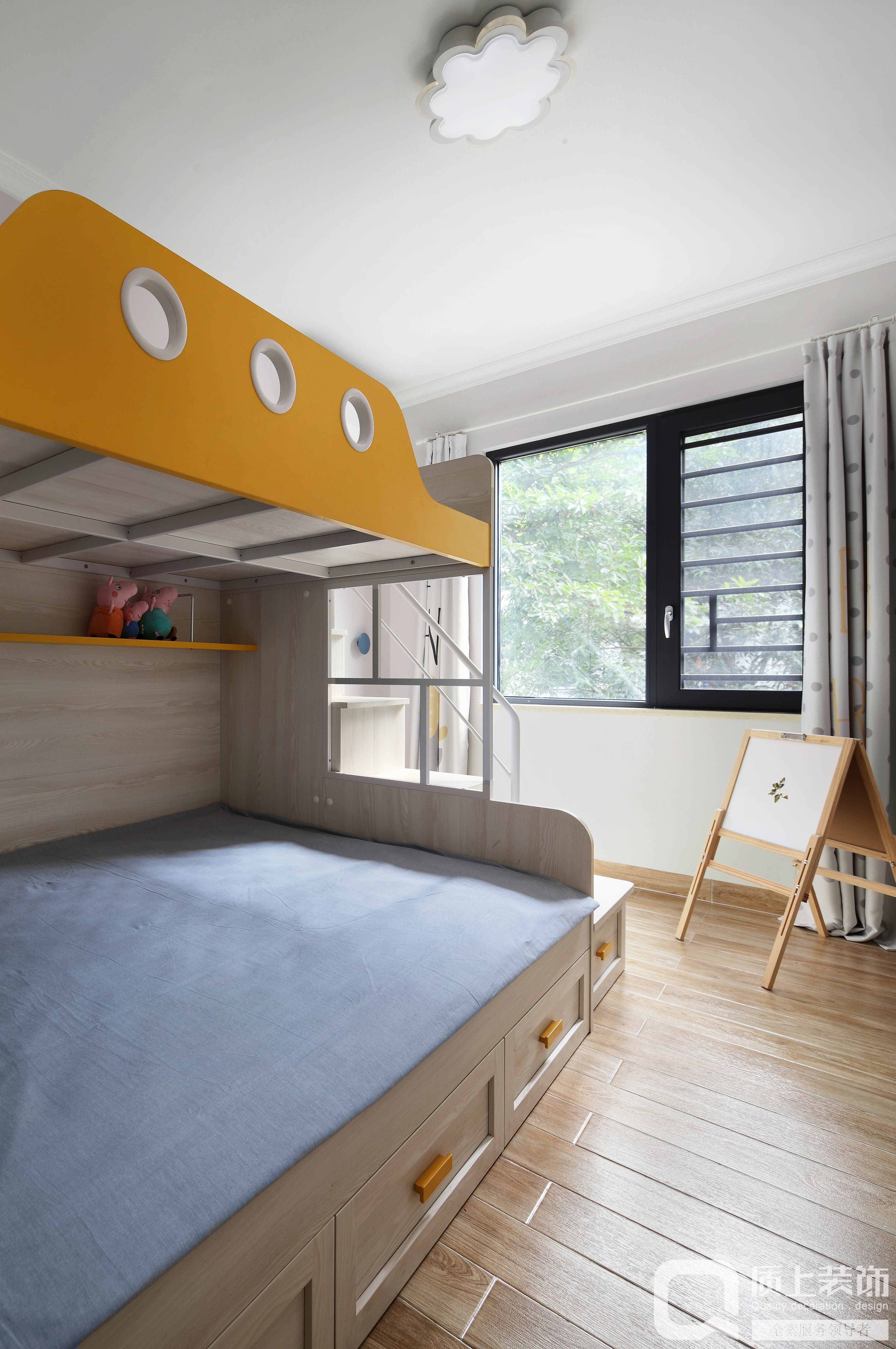 卧室木地板装修效果图温馨111平简约四居儿童房设计现代简约卧室设计图片赏析
