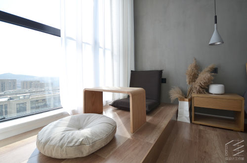 阳台木地板装修效果图青岛小户型家装设计北欧混搭风