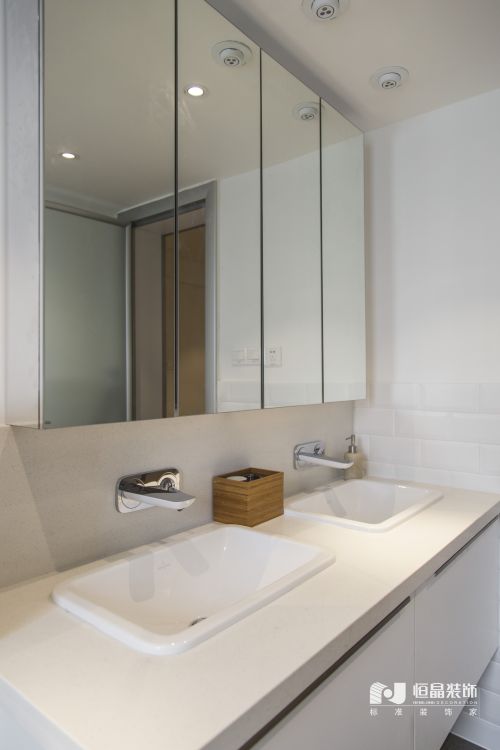 卫生间洗漱台装修效果图简洁74平现代三居卫生间设计美