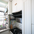 46平米的家也可以拥有衣帽间和U型厨房_3568009