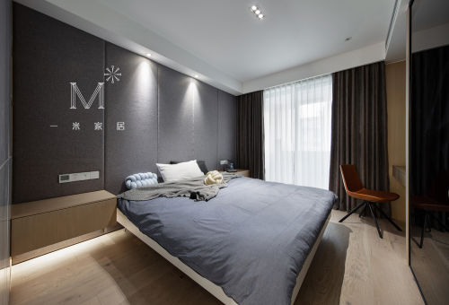 卧室床2装修效果图180㎡现代简约主卧室设计图