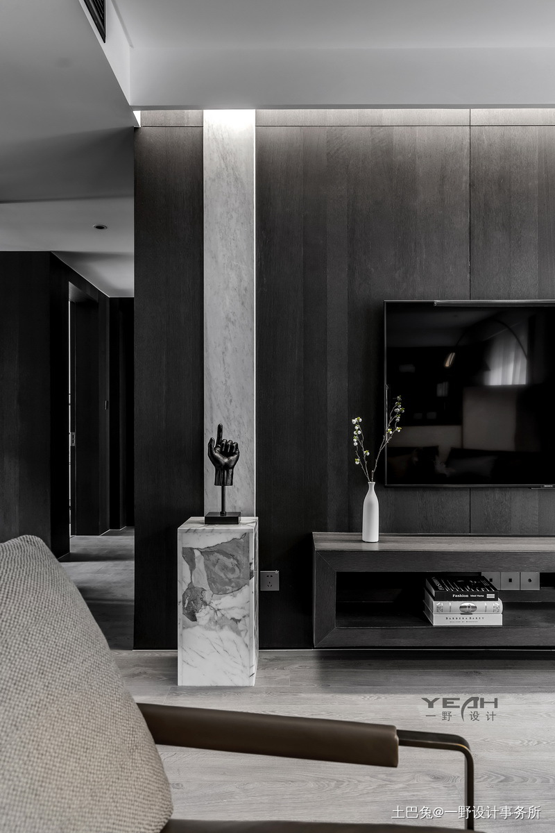 140m²现代黑白灰客厅设计现代简约客厅设计图片赏析
