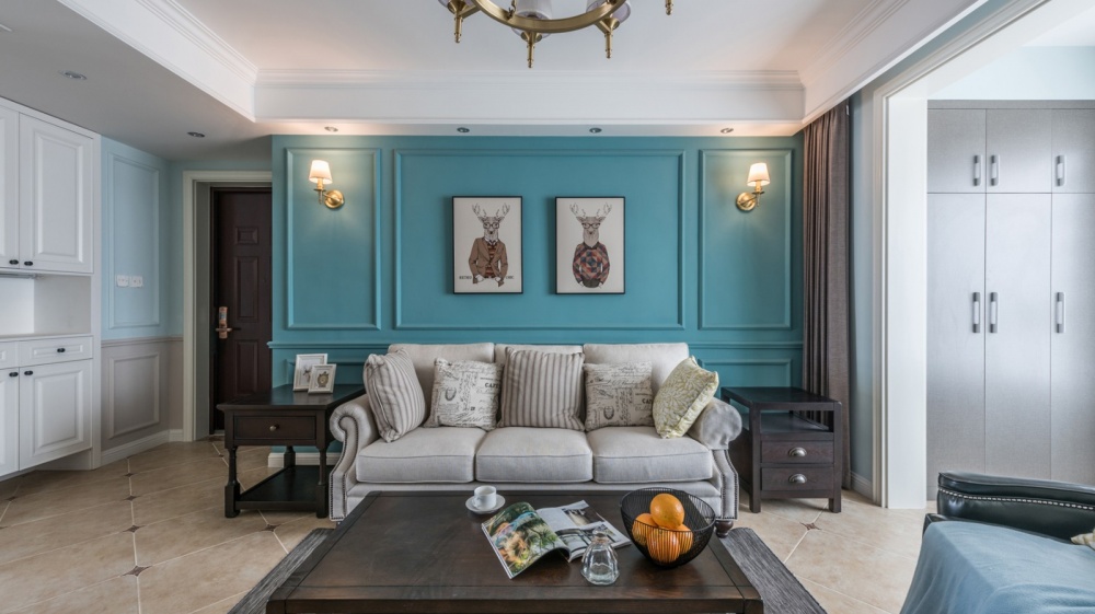 客厅木地板装修效果图蓝色系美式客厅沙发背景墙设计美式客厅设计图片赏析