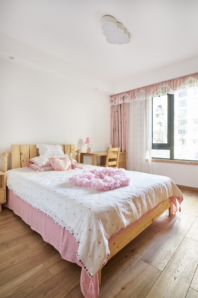 卧室窗帘2装修效果图诗意日式风儿童房设计图日式卧室设计图片赏析
