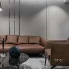 150㎡ | 现代简约客厅沙发实景图片
