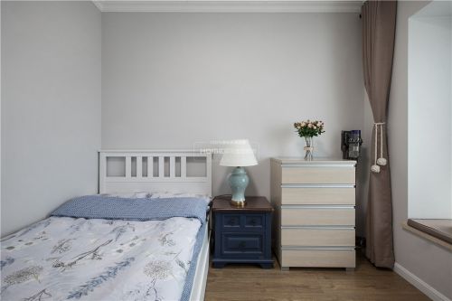 卧室床头柜1装修效果图清新美式客卧设计图