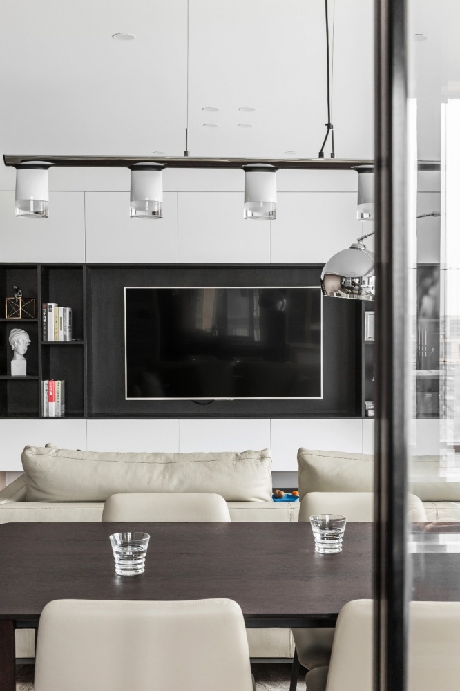 客厅沙发装修效果图“一字型”户型现代客厅吊灯图现代简约客厅设计图片赏析