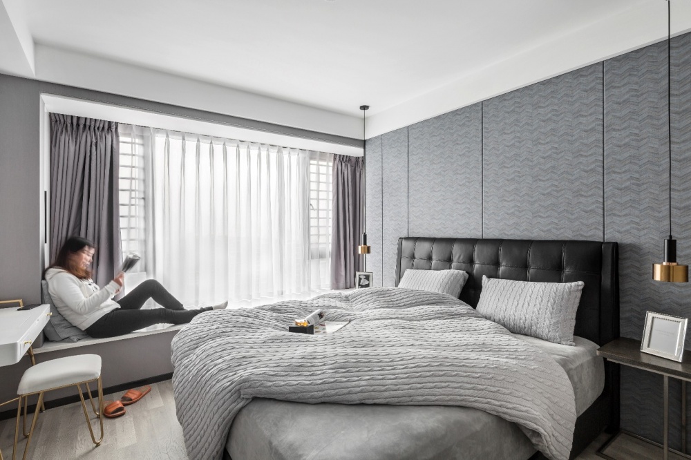 卧室床装修效果图“一字型”户型现代主卧室设计现代简约卧室设计图片赏析