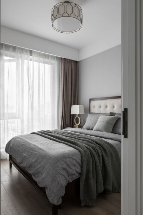 卧室床头柜2装修效果图黑白系现代三居老人房设计图