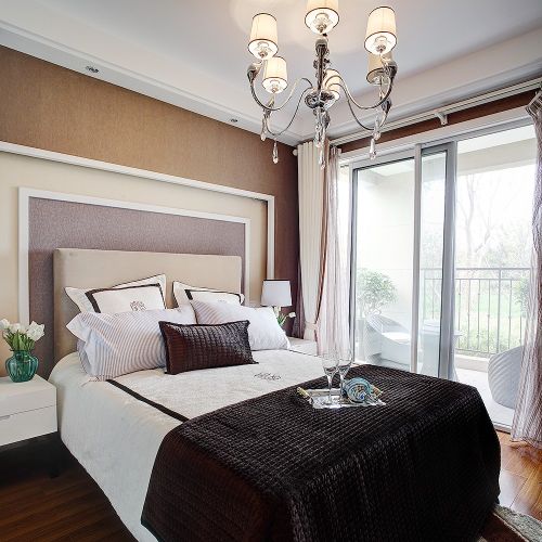 卧室床2装修效果图样板间|繁华都市人的舒适回归
