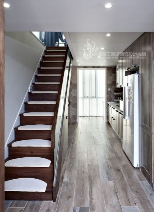 功能区木地板装修效果图现代风格三居楼梯实景图