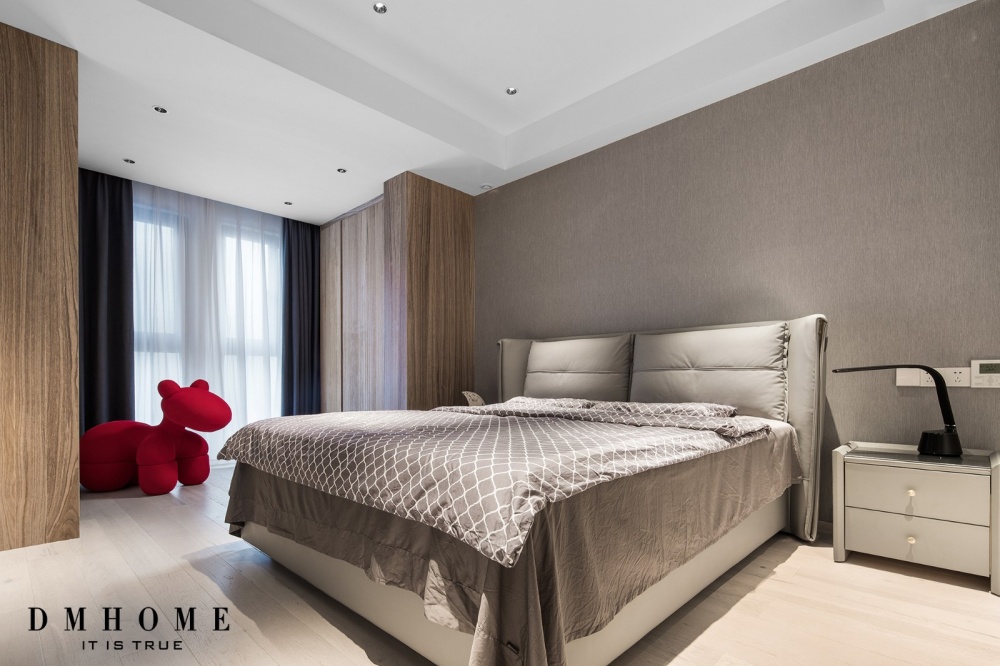 卧室窗帘4装修效果图260㎡顶层大平房，幸福大气的北欧风卧室设计图片赏析