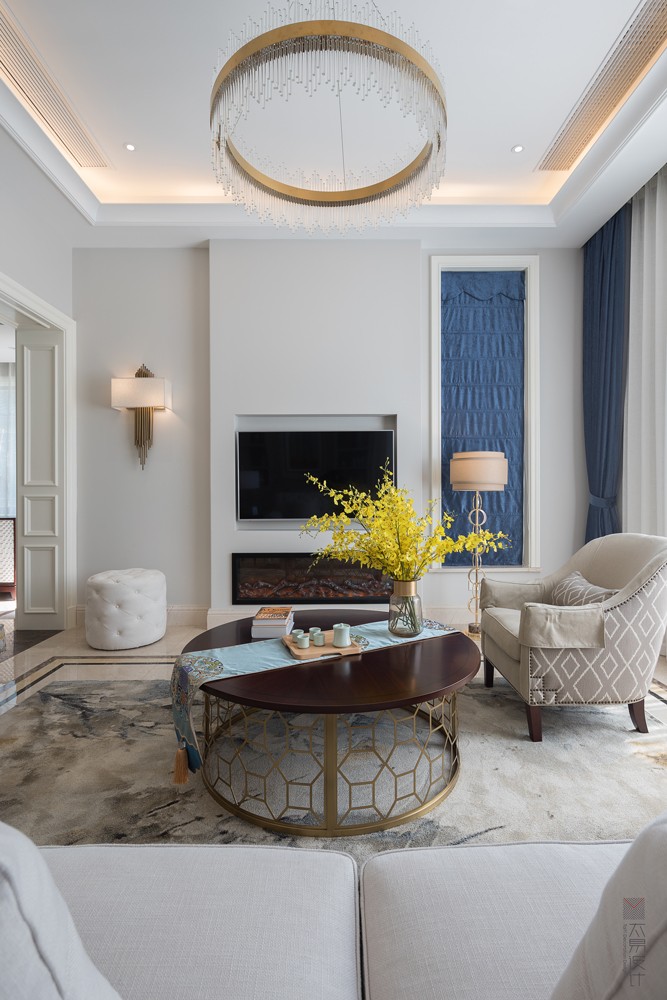 客厅窗帘3装修效果图现代美式|静·谧|360㎡美式客厅设计图片赏析