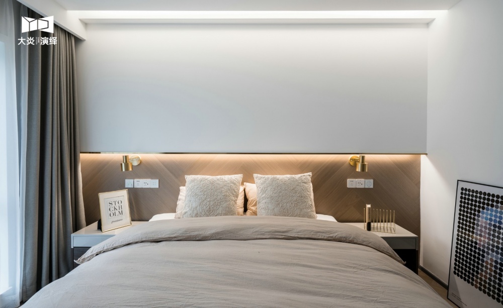 卧室窗帘4装修效果图让人舒适的生活方式，智能设计解现代简约卧室设计图片赏析